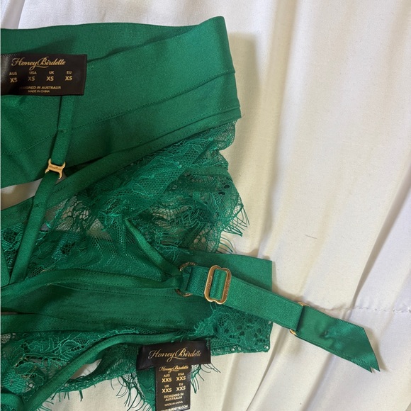 Honey Birdette Vibrant Green Lace Bra Set - Picture 2 of 3